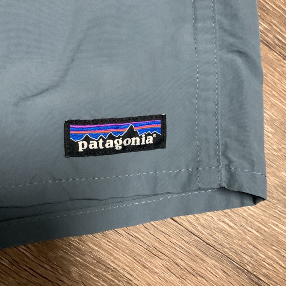 Patagonia Shorts - Picture 4 of 8